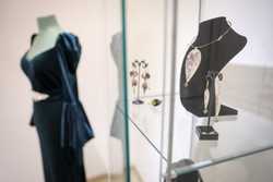 BUCURESTI - VERNISAJ - EXPOZITIE DE ARTA HANDMADE &#039;&#039;WOMEN CRAFTING THE FUTURE&#039;&#039;