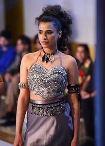 PAKISTANKARACHIFASHION SHOW