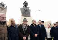 BUCURESTI - CEREMONIE - DEZVELIRE MONUMENT - EMIL CIORAN