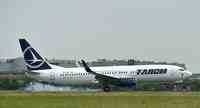 AEROPORT AUREL VLAICU - TAROM - AERONAVA BOEING 737-800 NG