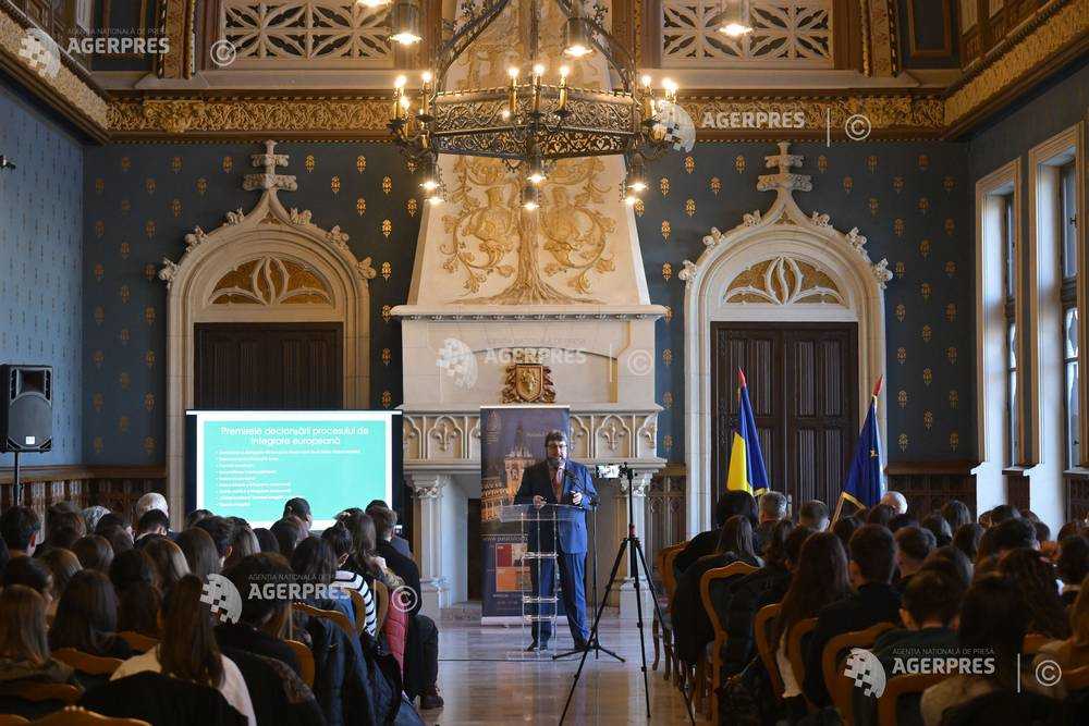 IASI - CONFERINTA-DEZBATERE - 'ROMANIA IN UNIUNEA EUROPEANA'