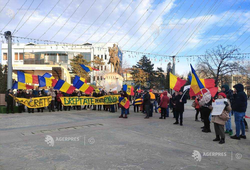 TULCEA - PROTEST - ALIANTA PENTRU UNIREA ROMANILOR