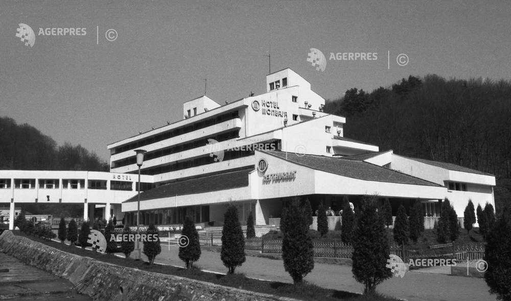 HOTELUL MONEASA - 1990