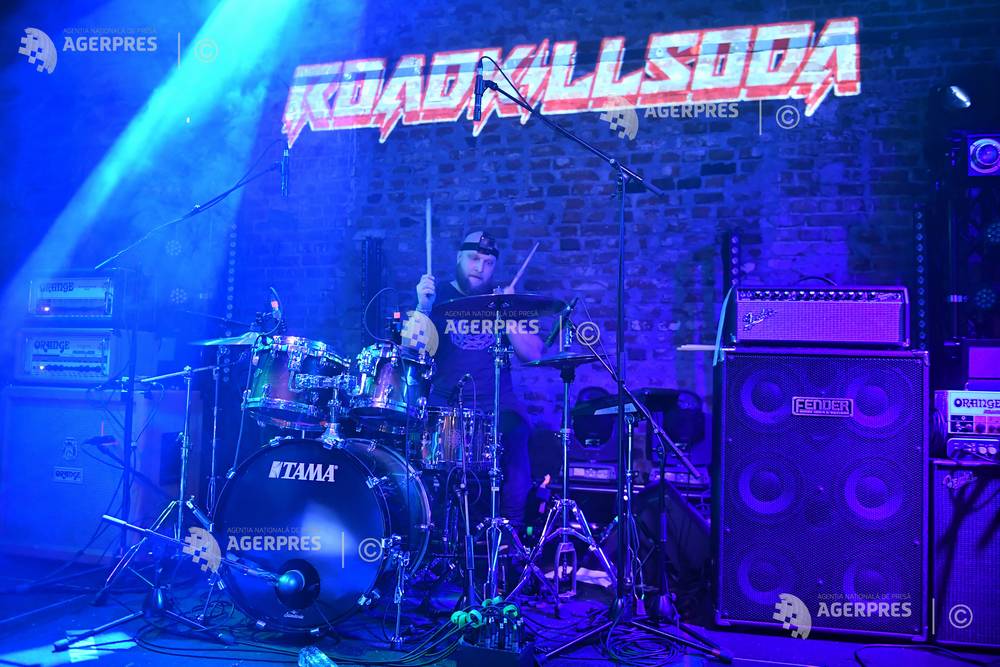 BUCURESTI - CONCERT - ROADKILLSODA