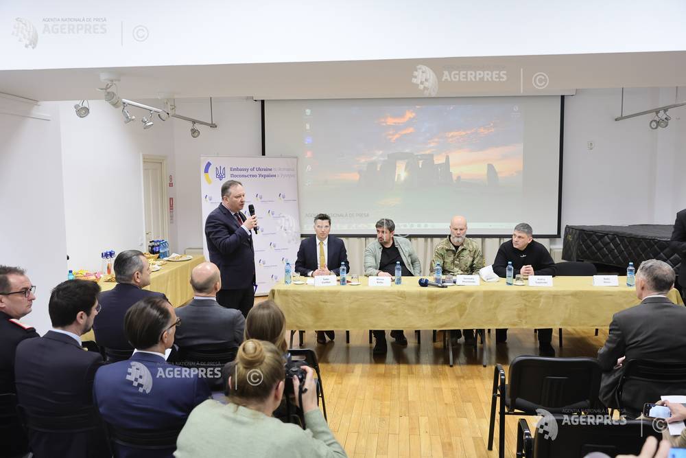 BUCURESTI - CONFERINTA - INSTITUTUL CULTURAL ITALIAN