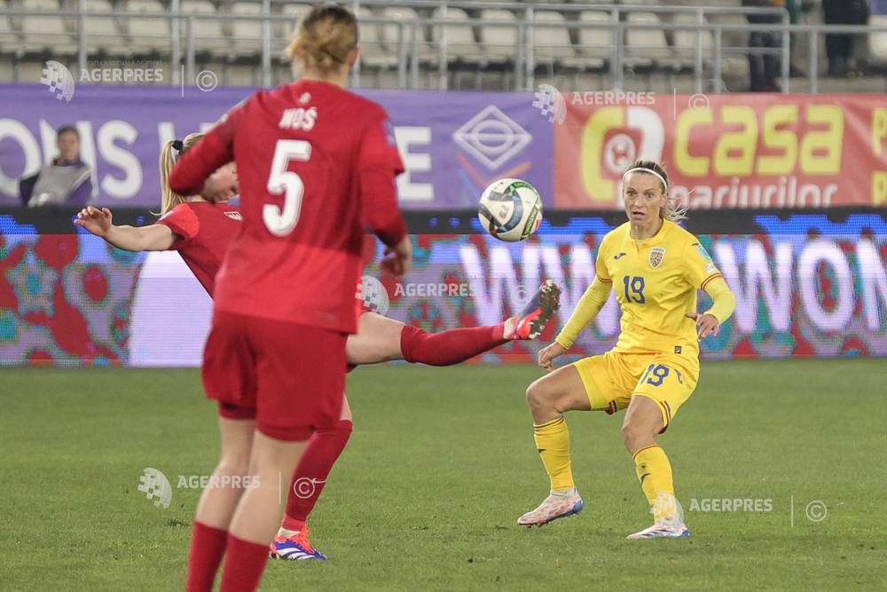 BUCURESTI - FOTBAL FEMININ - ROMANIA - POLONIA