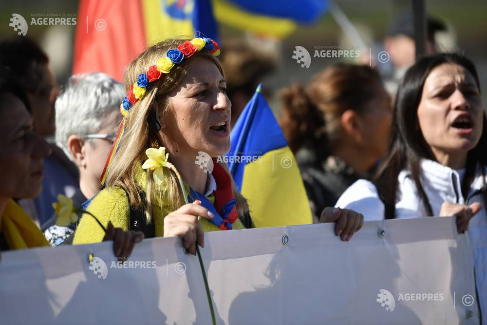 BUCURESTI - PROTEST - PIATA CONSTITUTIEI