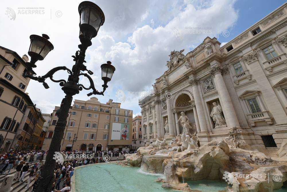 ROMA - FONTANA DI TREVI