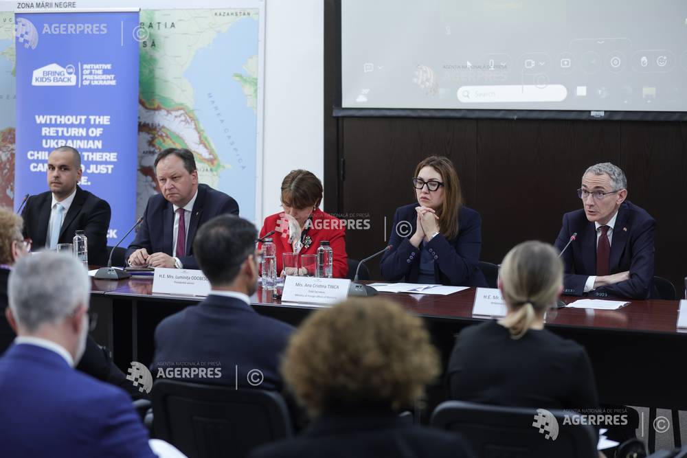 BUCURESTI - CONFERINTA - INSTITUTUL DIPLOMATIC ROMAN