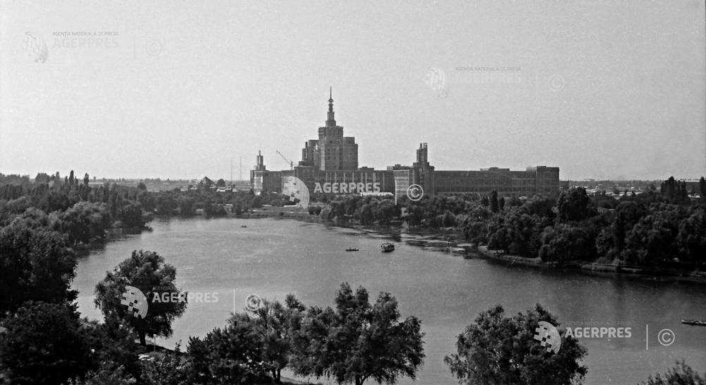 BUCURESTI - LACUL HERASTRAU - 1954